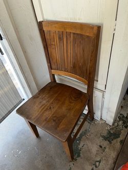 Solid Wood Dining Chair with Slatted Back