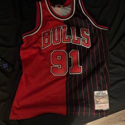 Denis Rodman Bulls Jersey