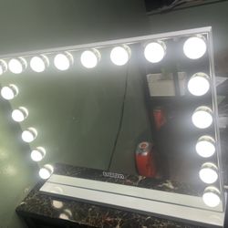 Frnchilon Makeup Mirror