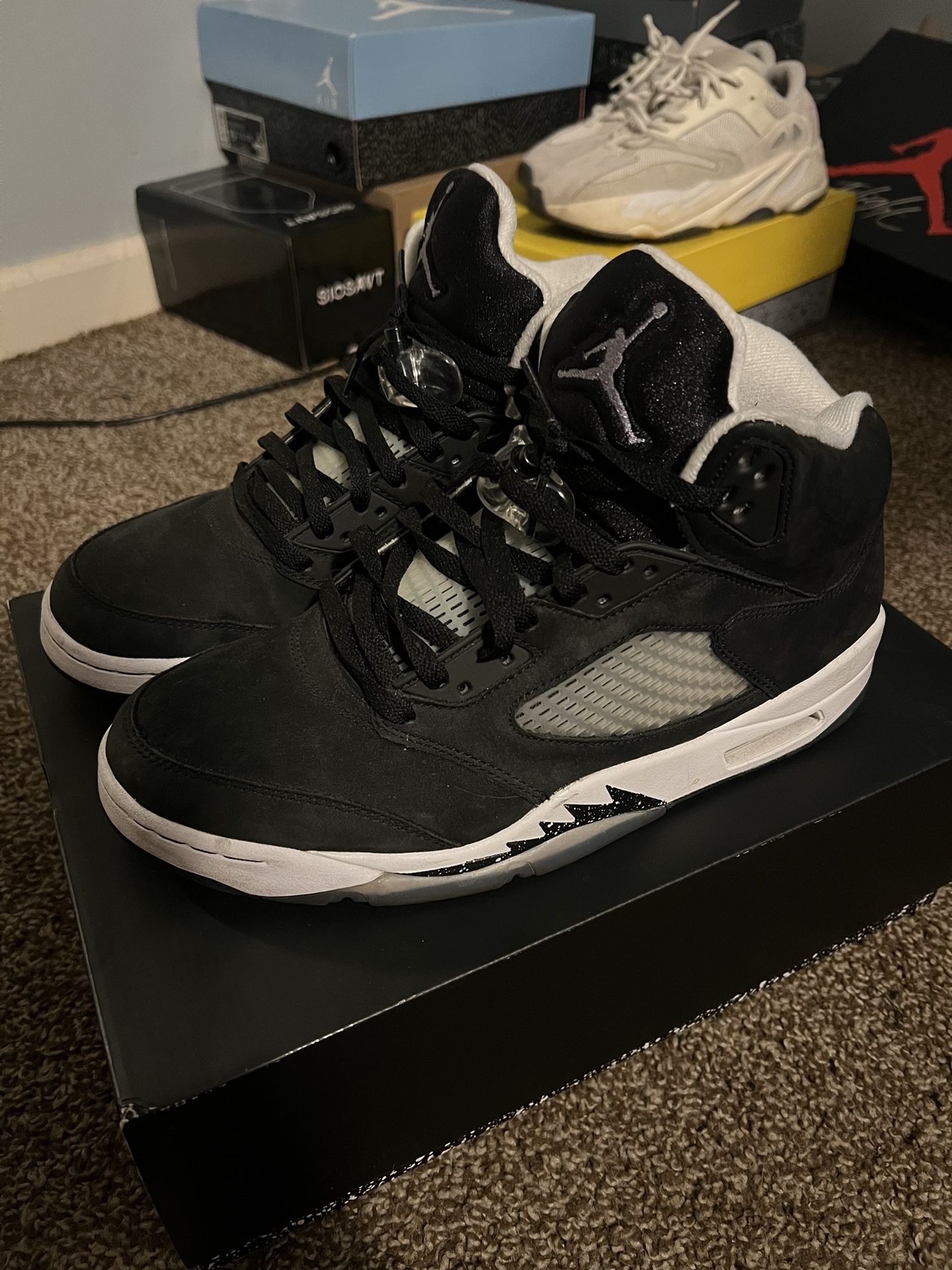 Jordan 5 Moonlight