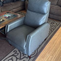 Recliner