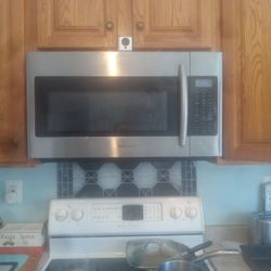 Samsung MIcrowave 1.7kw 120vac 60 Hz