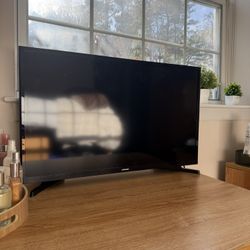32 Inch Samsung TV 