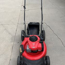 21” Craftsman Lawn Mower With Grass Bag