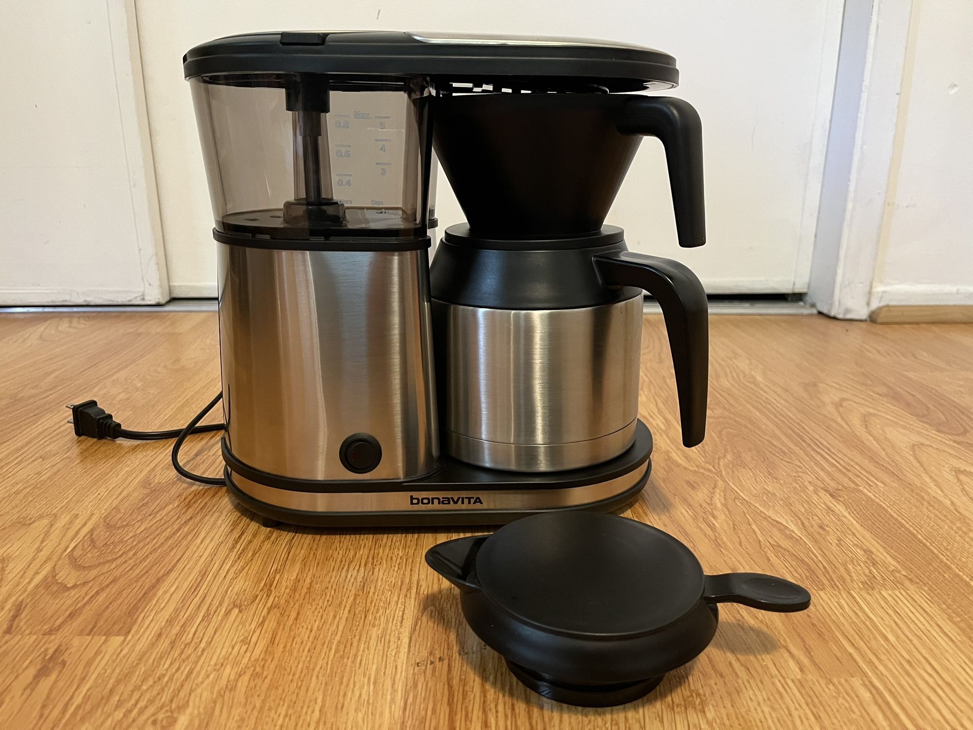 Bonavita 5 Cup Drip Coffee Machine, One Touch pour Over (model: BV1500TS)
