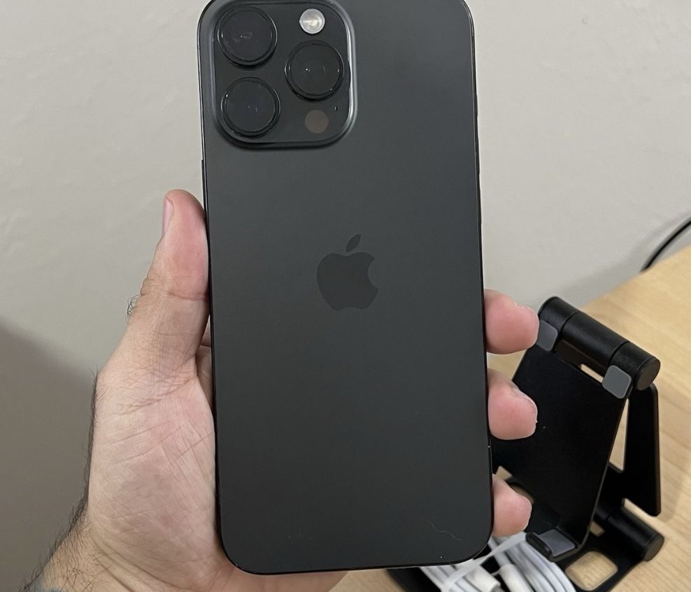 iPhone 16 Pro Max