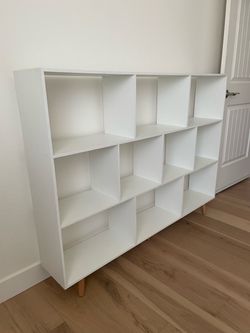Book shelf