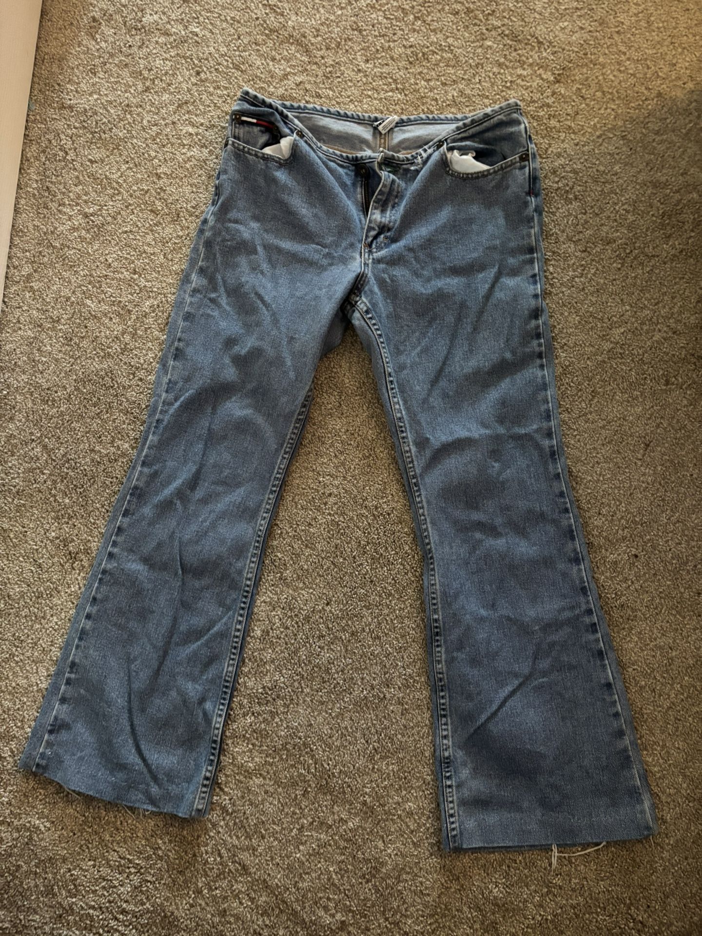 Vintage Tommy Hilfiger Bell bottom Jeans SIZE 9