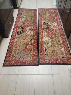 2 identical hallway carpet