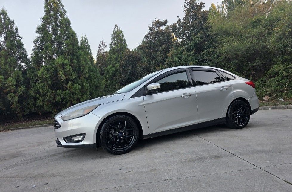 2016 Ford Focus