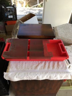 2 Tools box es . 1( brown) 1 red