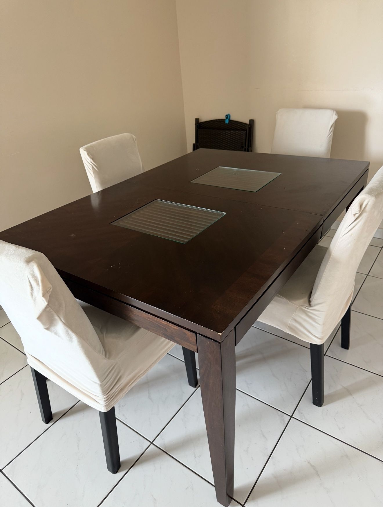 Dining Table Set