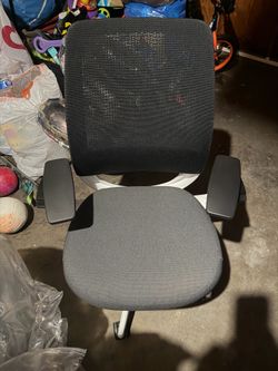 Steelcase Series 1
