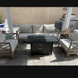 Outdoor Patio Furniture Set.