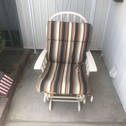 Rocking Chair 