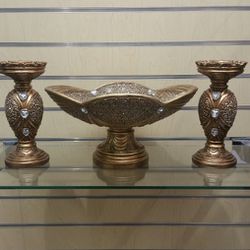 3pc Home Decor set ( NEW ) 1 Vase & 2 Candle Holders _  resin