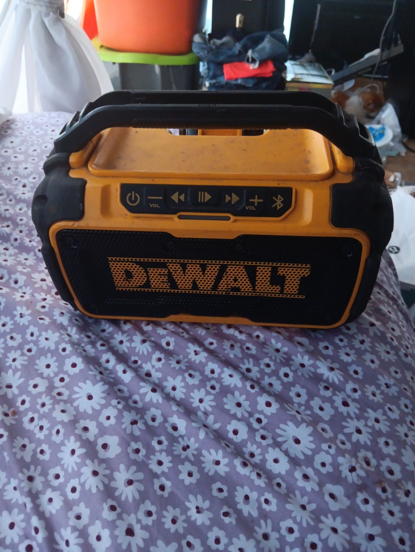 Dewalt Bluetooth speaker