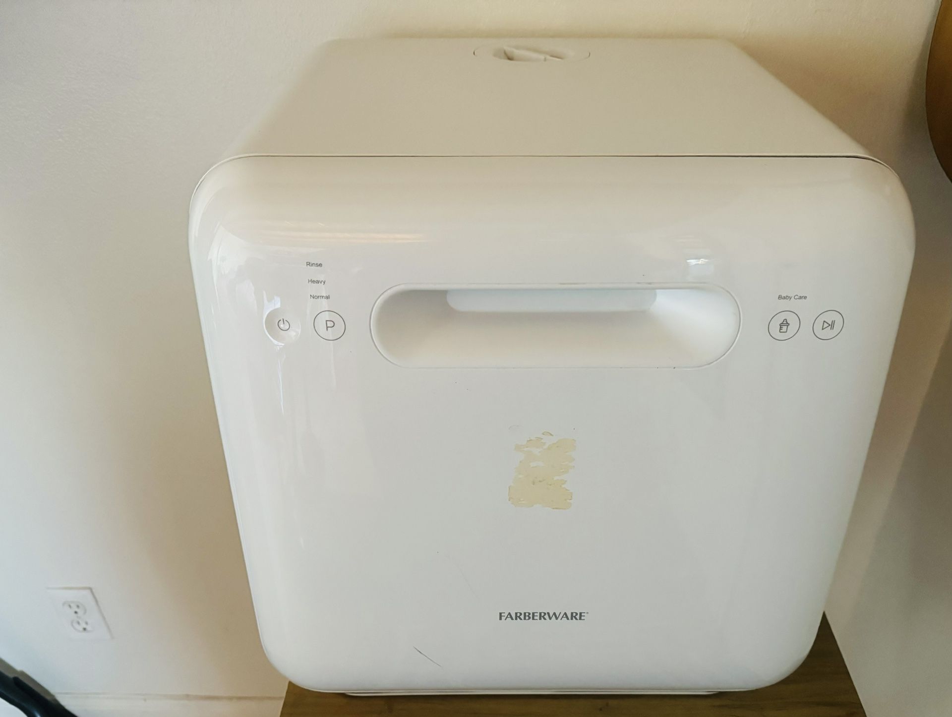 Farberware Counter Top Dishwasher.