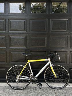 Scattante W330 Road Bike