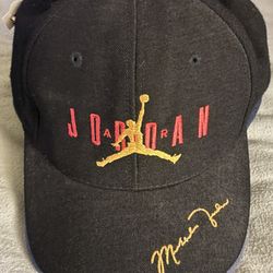 Michael Air Jordan Nike Hat + Pin