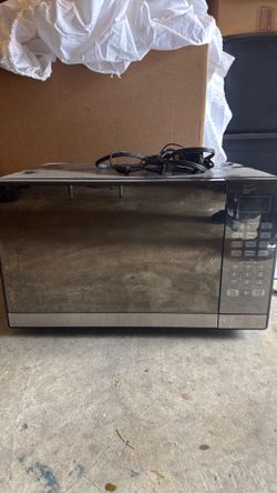Oster Microwave