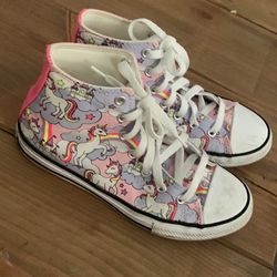 Converse Girls Size 3