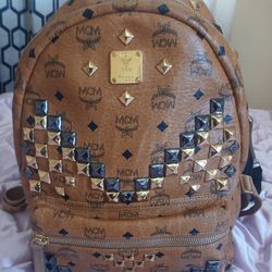 MCM BACKPACK AUTHENTIC 