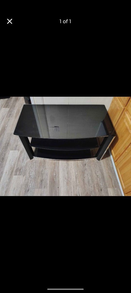 Glass Top Entertainment Stand
