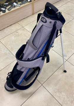Club Champ Golf Stand Bag – Lightweight – Like New