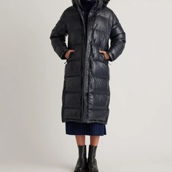 Quince Long Down Puffer - Barely worn!