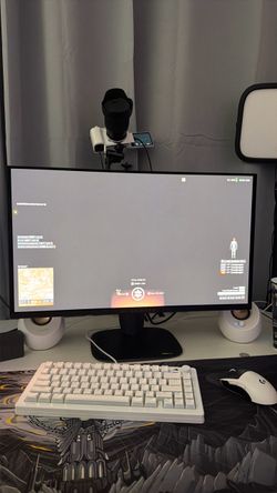 Alienware 27 inch 4K Oled  240hz