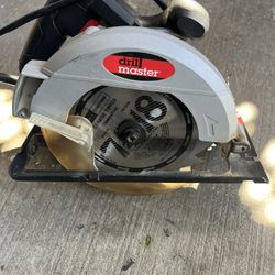 Circular Saw With New Disc Come With Plastic Storage Box$35 For All 