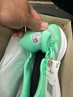 Adidas ultra run 8 1/2 W Green