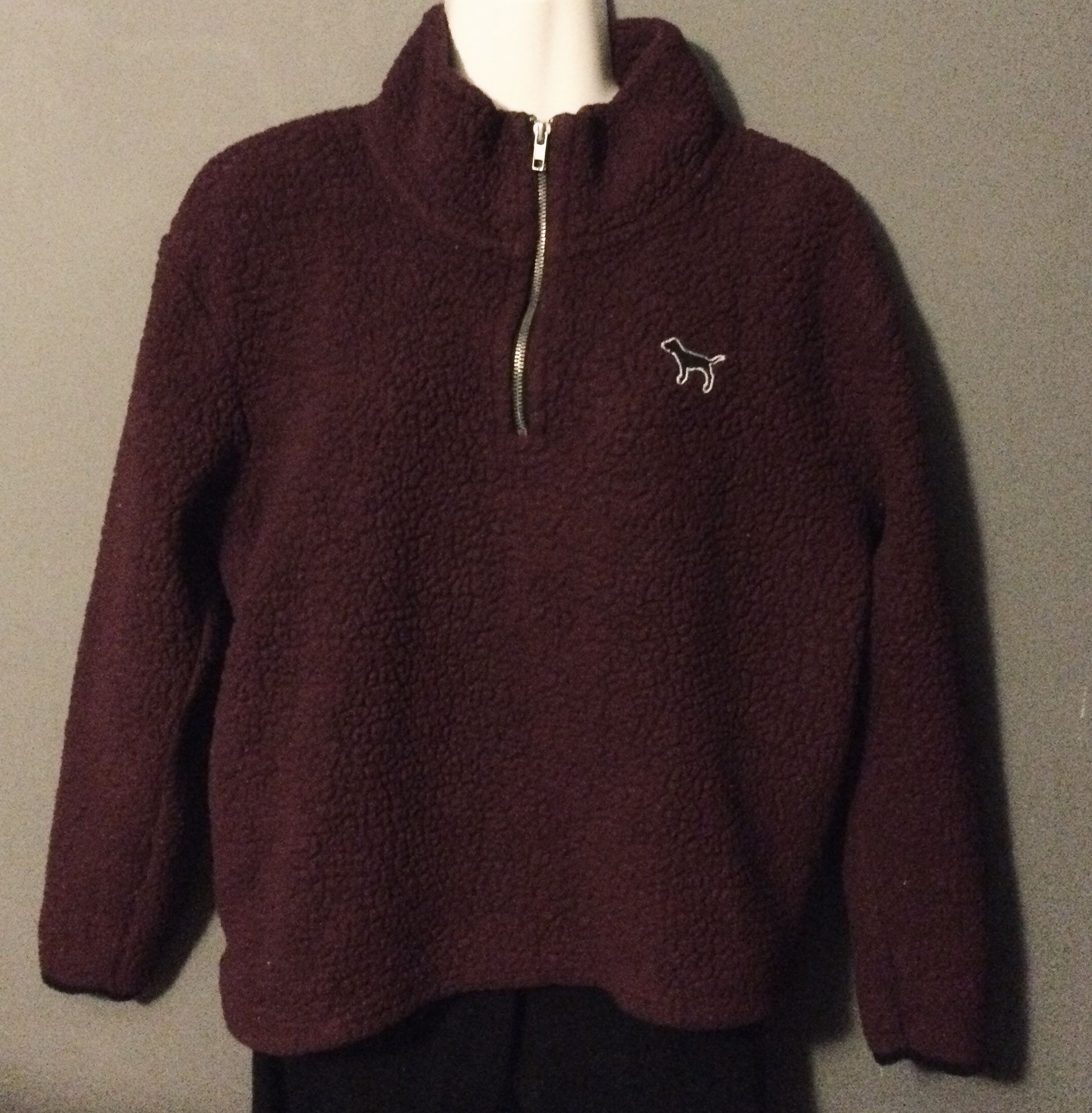 VS Burgundy fleece Half Zip -size Small