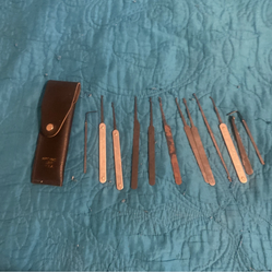 Lock tool set with 12 pieces