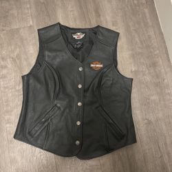 Women’s Leather Motorcycle Vest