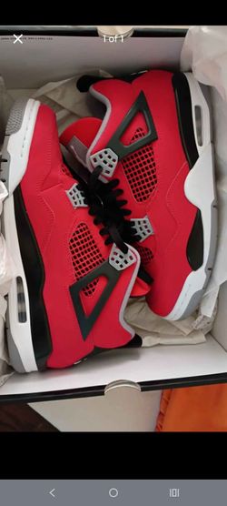 Jordan 4 toro