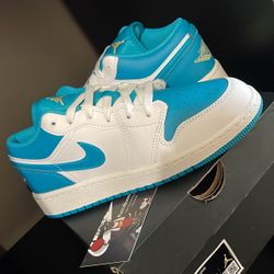 Jordan 1 Low Teal
