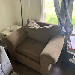 FREE SOFA CHAIR