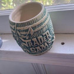 Trader Sams tiki Mug NEW IN BOX Disney