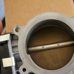 Throttle Body With New Sensor For GM And CHEVY