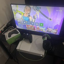 Xbox Series s With Monitor 