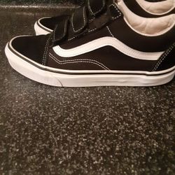 Vans womens 8.5 Great Condition 