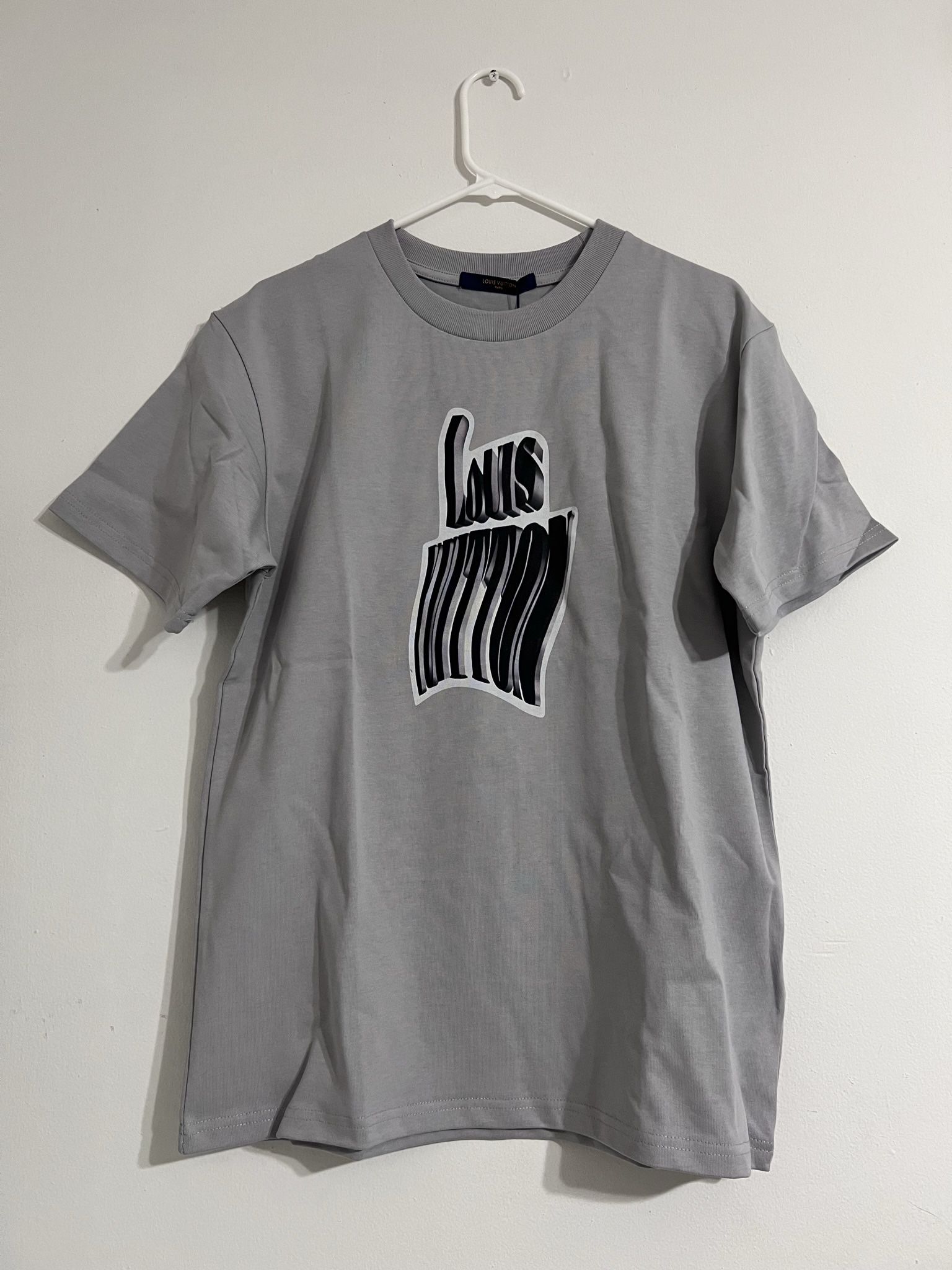 Lv Shirts 