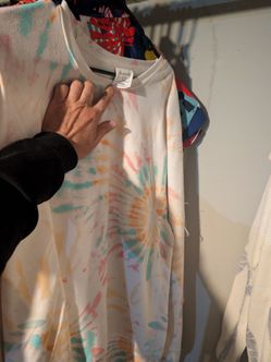 Large tie-dye sweatshirt