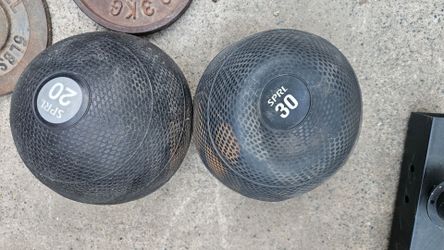SPRI Slam Ball 20 lb & 30 lb