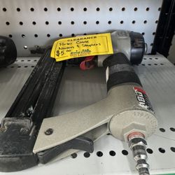 PORTER-CABLE NAILER 