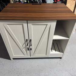 Cat Desk Enclosure 