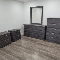 ⚫️DRESSER WITH MIRROR,  CHEST AND TWO NIGHTSTANDS  ⚪️ CÓMODA CON ESPEJO,  GAVETERO  Y DOS MESITAS DE NOCHE ⚫️