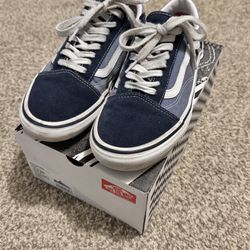 Navy Blue Vans-pop Cushion-skateboard